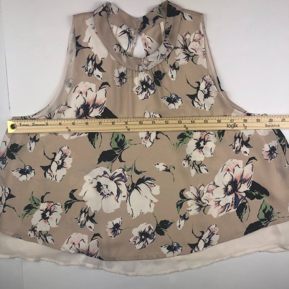 ASTR the Label Beachy Floral High Neck Crop Top Fairy Festival Summer Concert - Picture 11 of 13